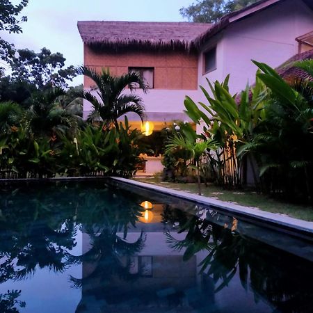 Pool House Studios Kuta  Exteriör bild